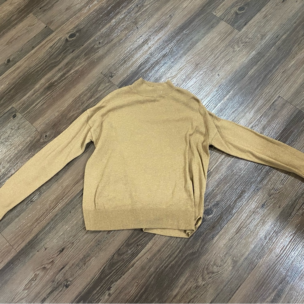 Old Navy Sweater - Beige/Tan